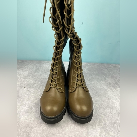 Shoedazzle‎ Balan lug boots olive green size 9.5E - Picture 4 of 14